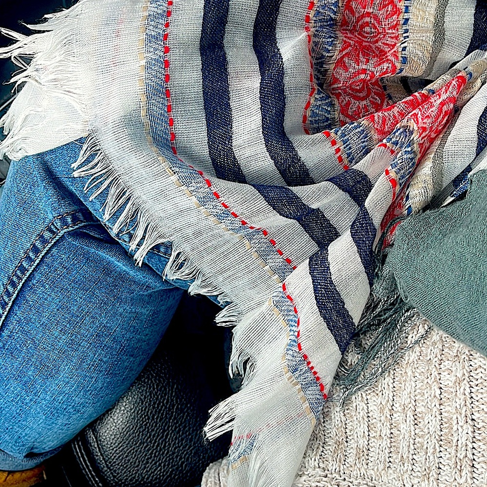 Boho Navy & red scarf - Picture 3 of 3